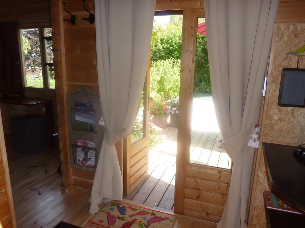Le Bassin Du Tertre Panzió Fronsac  Szoba fotó